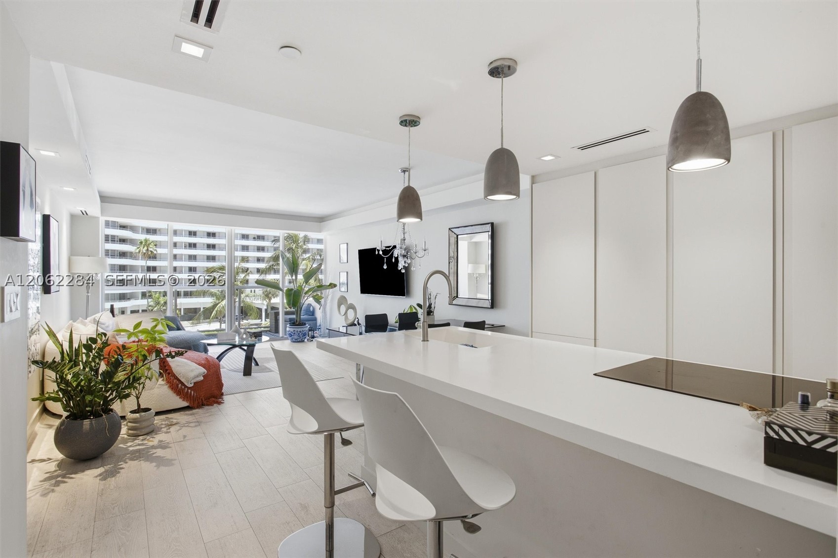 5600 Collins Ave 5A Property Photo 1