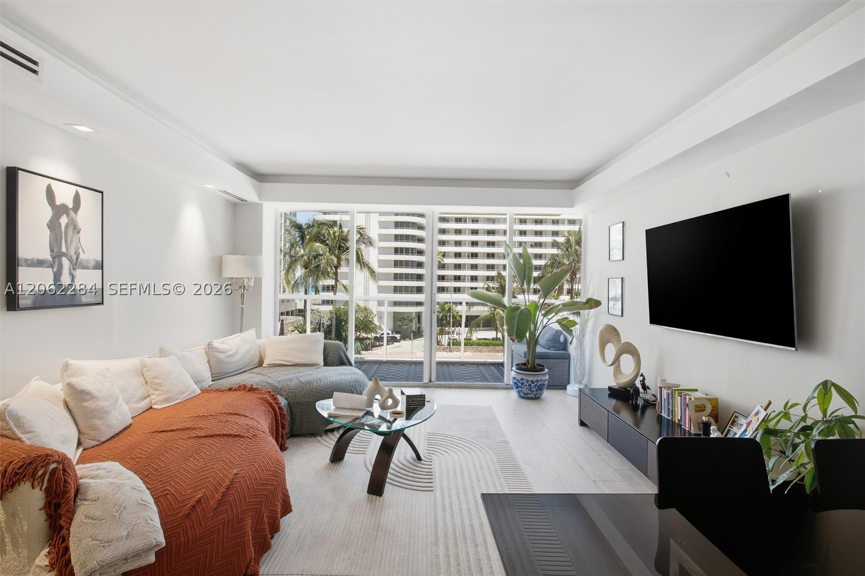 5600 Collins Ave 5a Property Photo 6