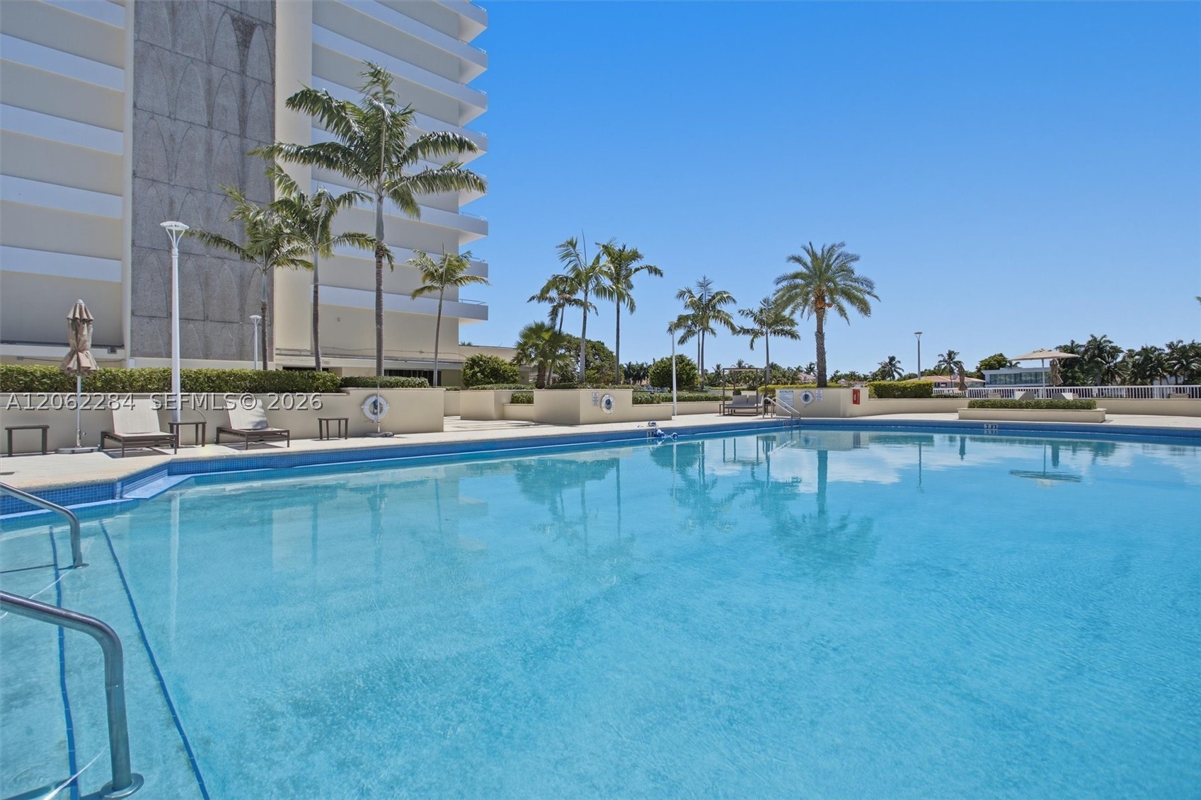 5600 Collins Ave 5a Property Photo 19