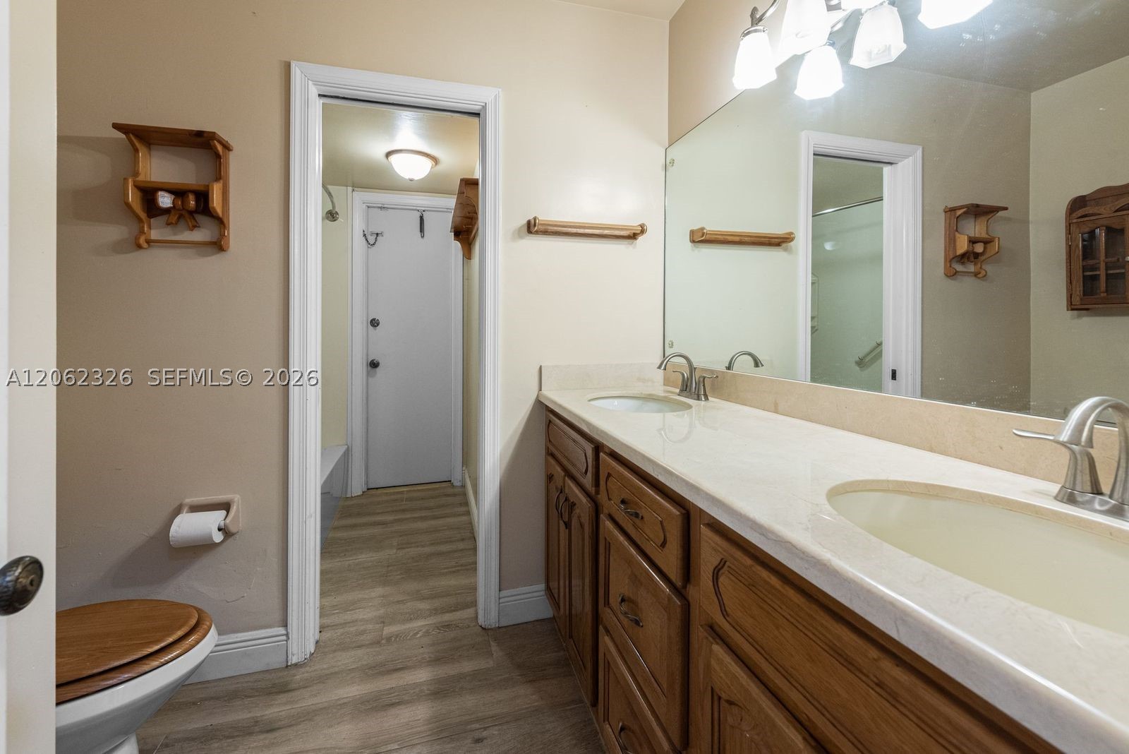 8331 Sw 156th St Property Photo 14