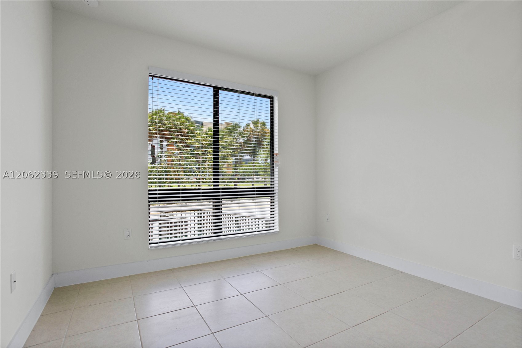8001 Nw 41st St F-106 Property Photo 12