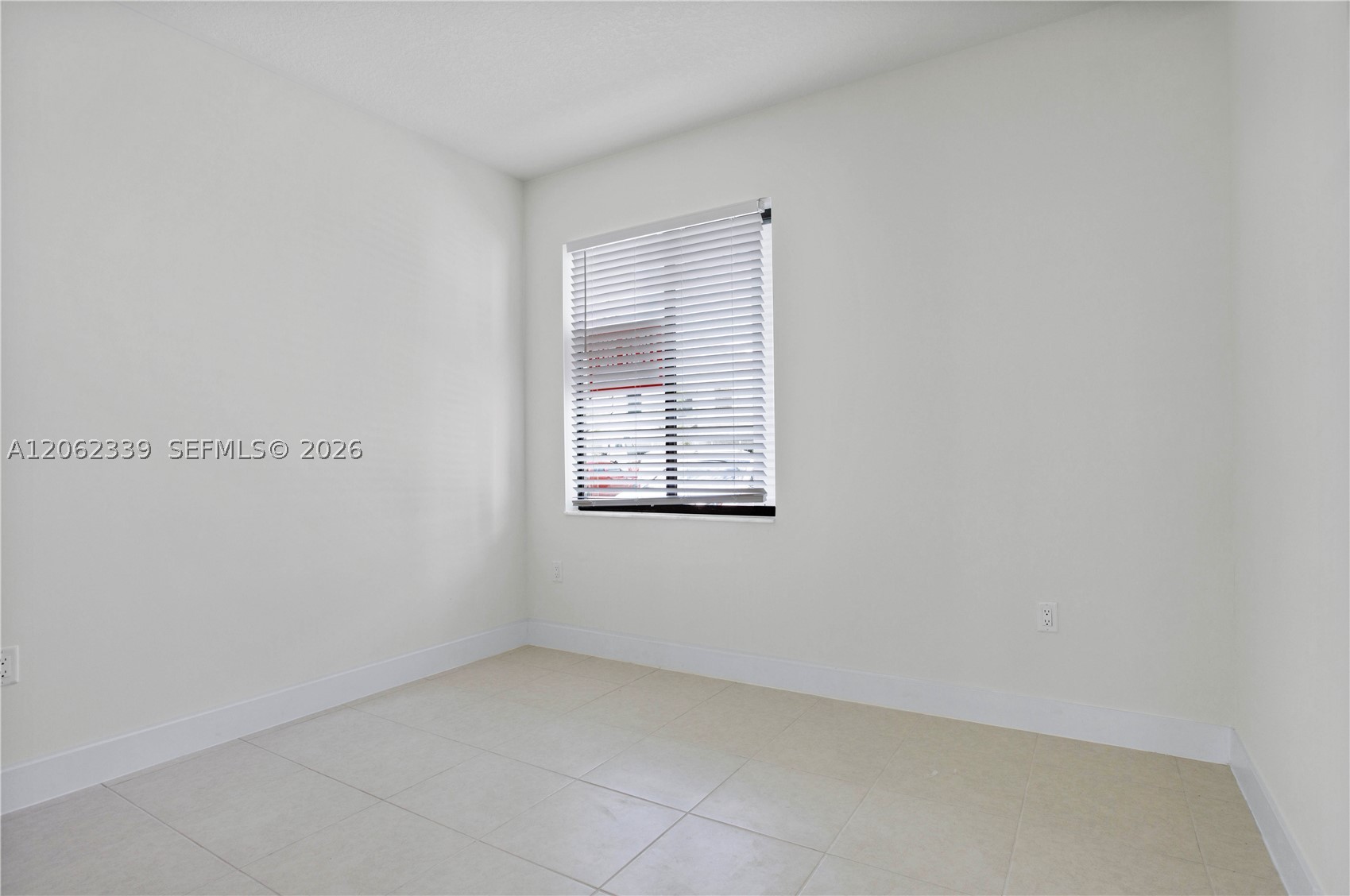 8001 Nw 41st St F-106 Property Photo 14
