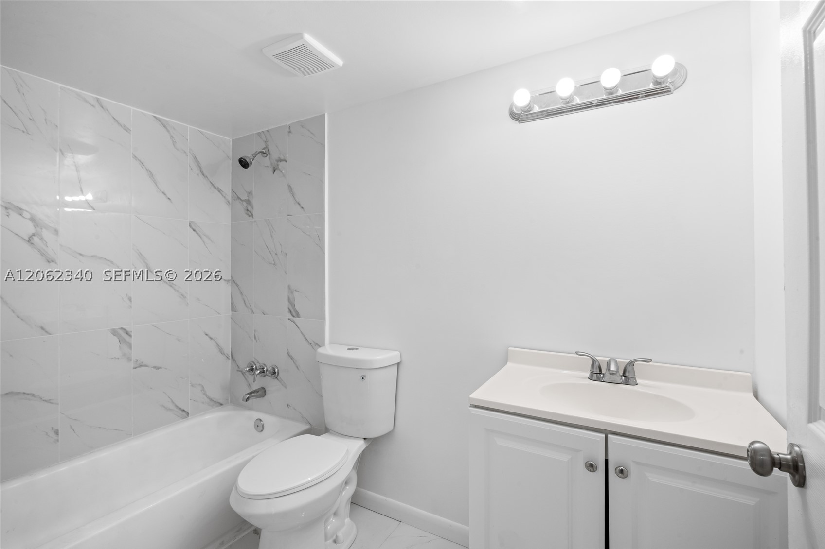 4241 W Mcnab Rd 11 Property Photo 35