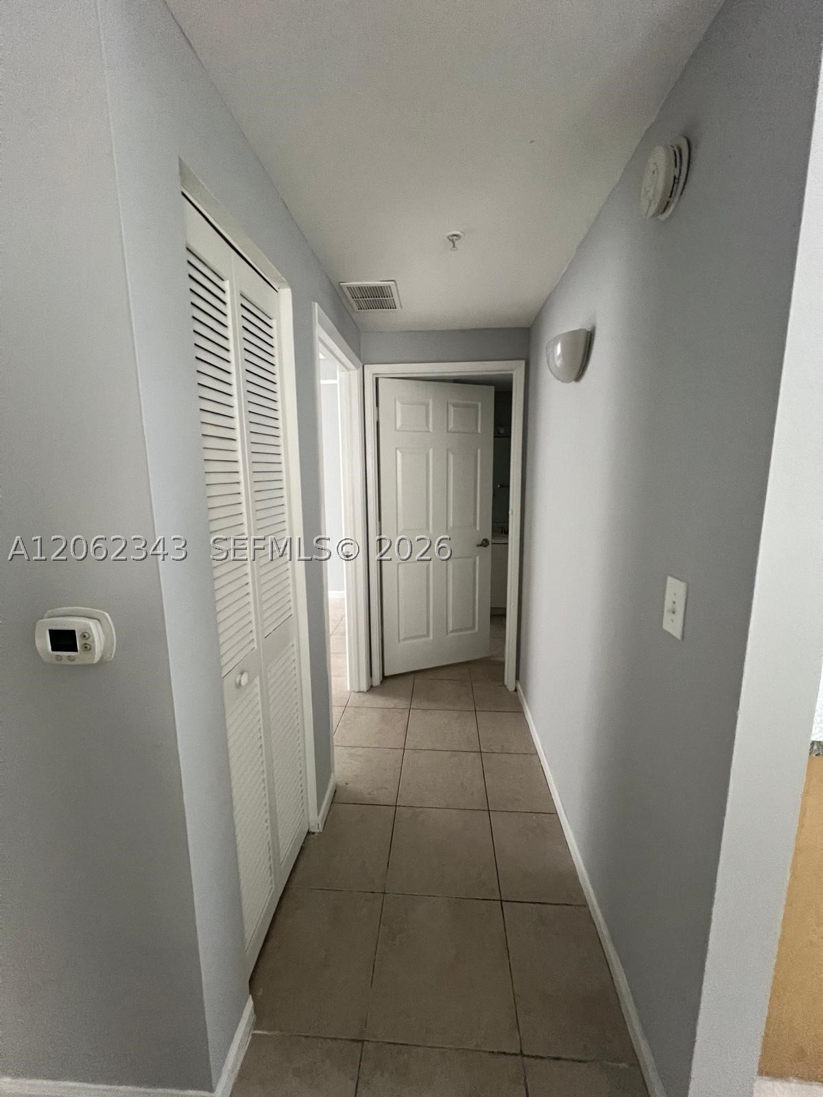 8020 N Nob Hill Rd 102 Property Photo 6
