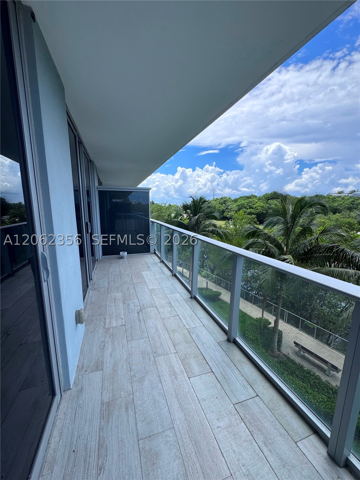 16385 Biscayne Blvd 305 Property Photo 2