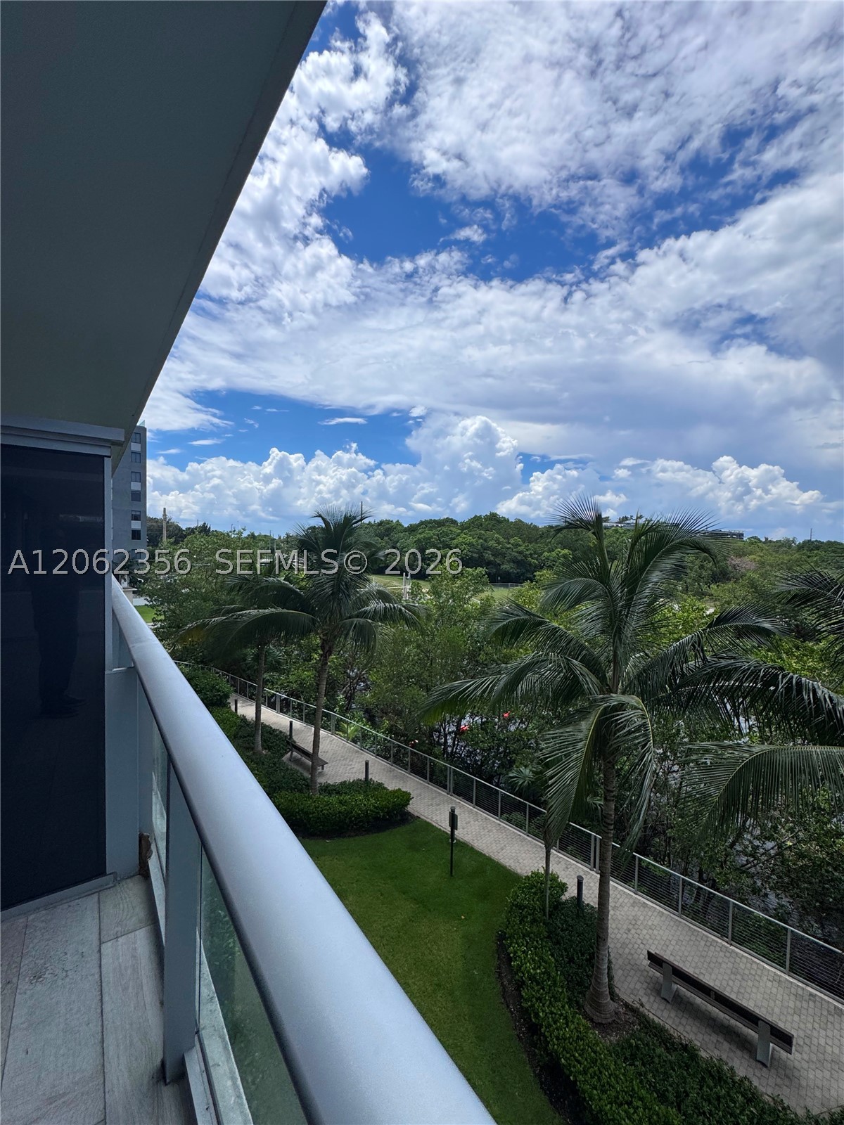 16385 Biscayne Blvd 305 Property Photo 8