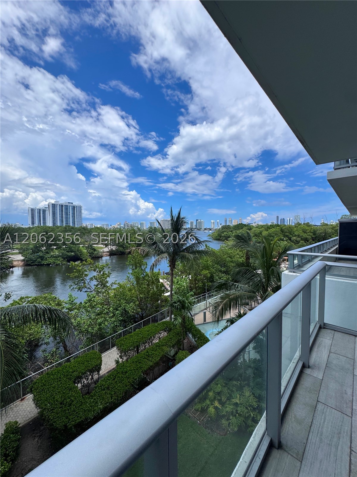 16385 Biscayne Blvd 305 Property Photo 10