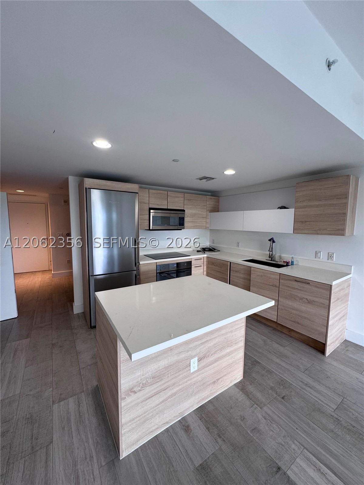 16385 Biscayne Blvd 305 Property Photo 25