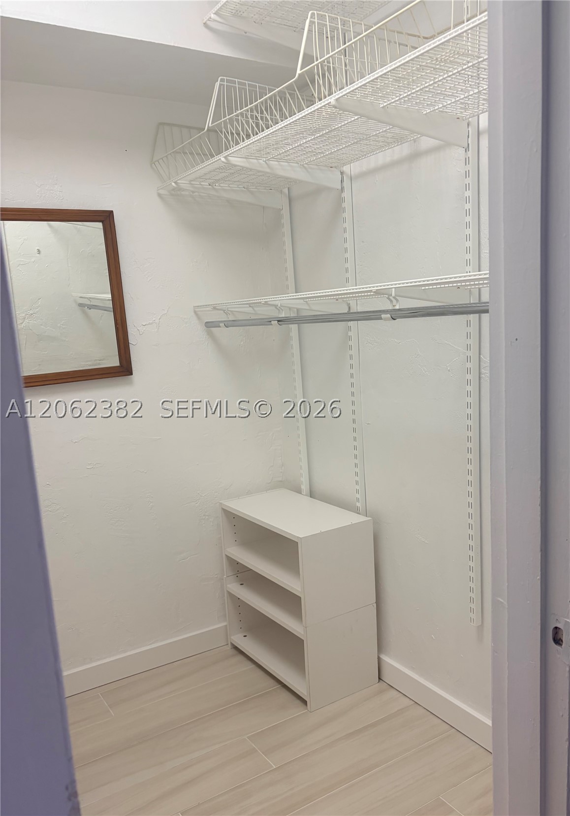 251 Galen Dr 302 Property Photo 12