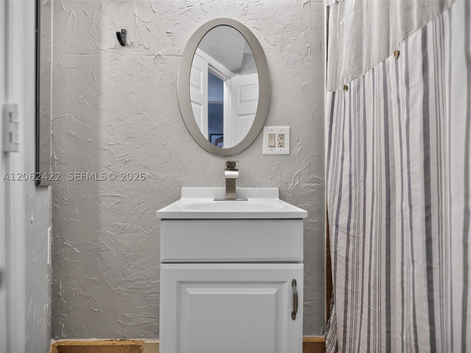23410 Liberty Bell Ter Property Photo 46
