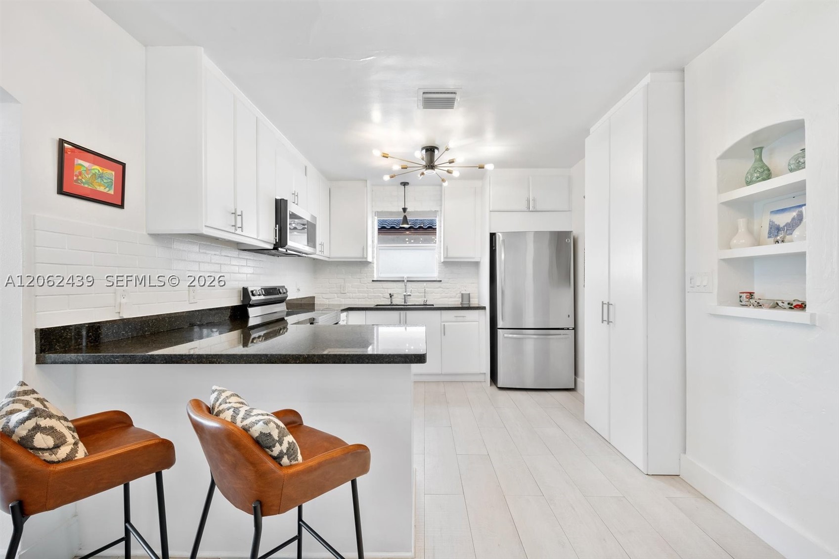 742 Ne 82nd Ter Property Photo 10