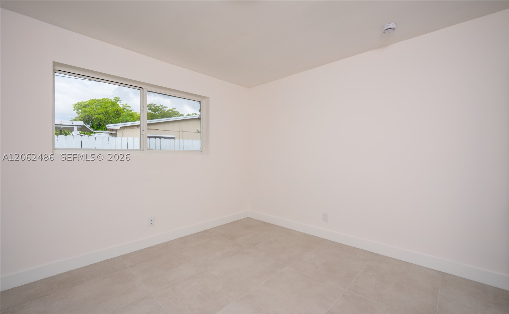 6640 Sw 7 St. Property Photo 8