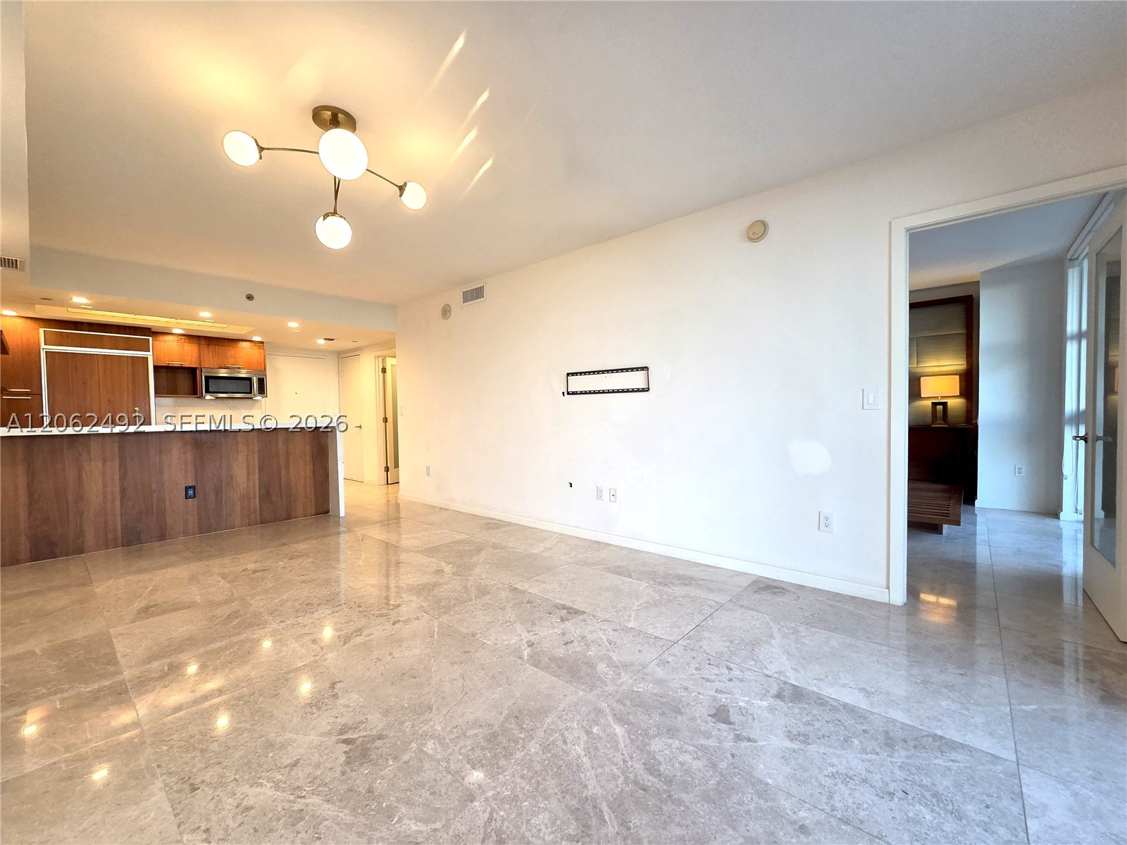 50 Biscayne Blvd 804 Property Photo 3