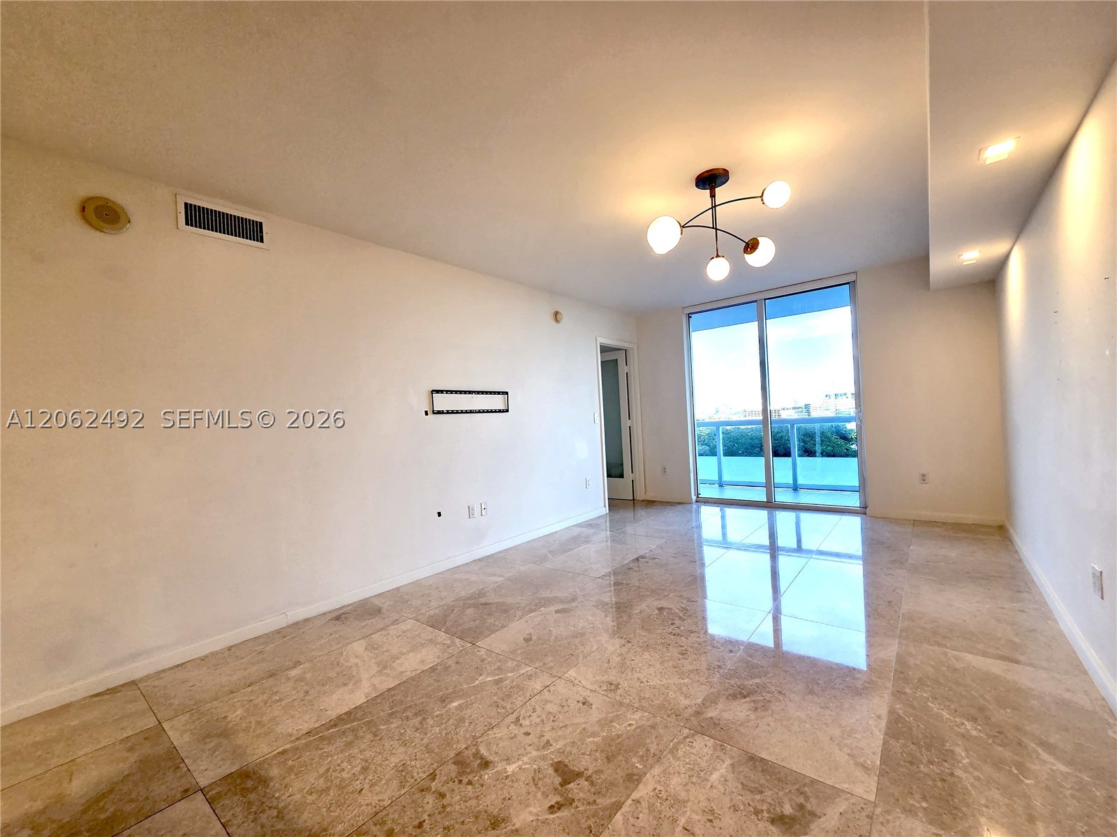 50 Biscayne Blvd 804 Property Photo 4
