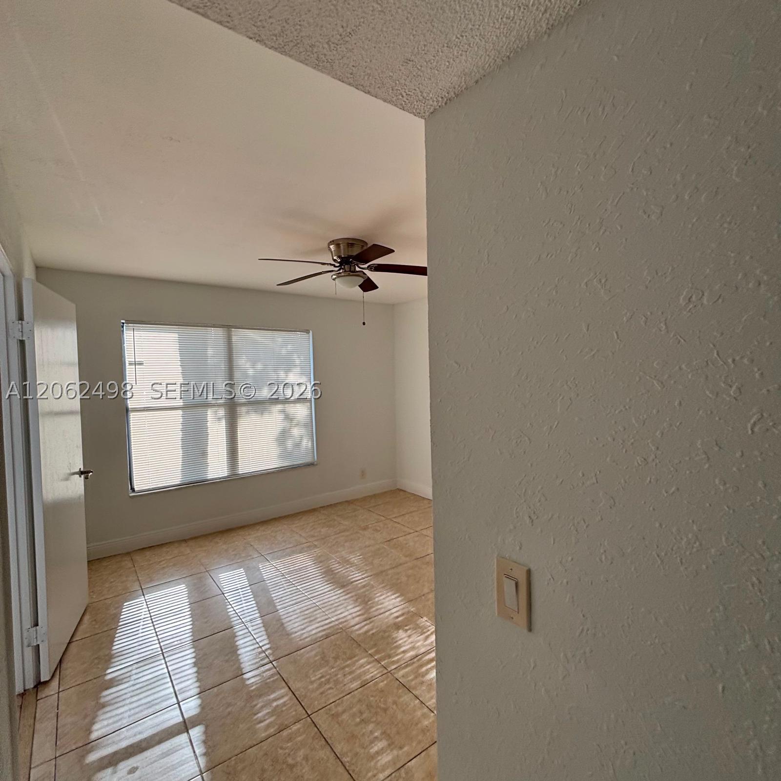 1502 Lake Crystal Dr A Property Photo 3