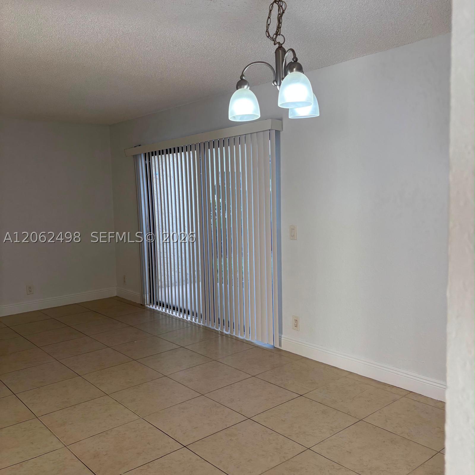1502 Lake Crystal Dr A Property Photo 6