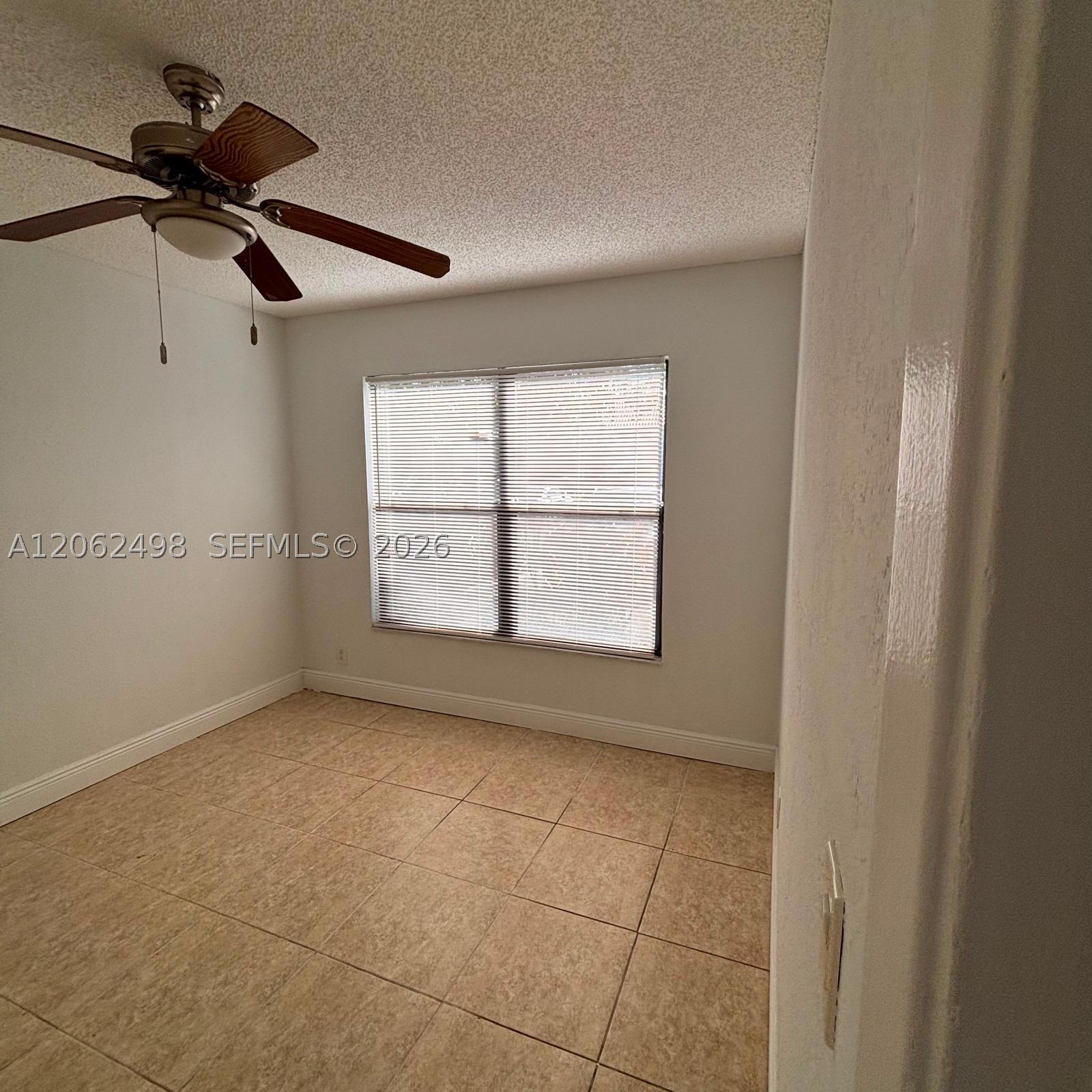 1502 Lake Crystal Dr A Property Photo 9