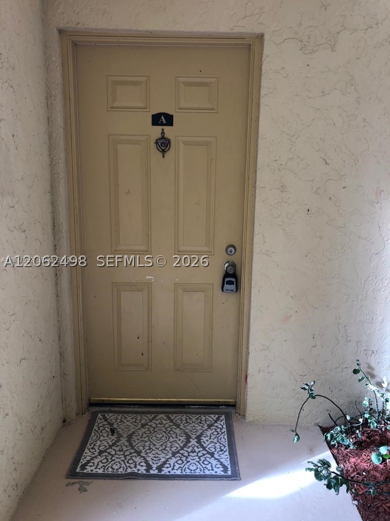1502 Lake Crystal Dr A Property Photo 13