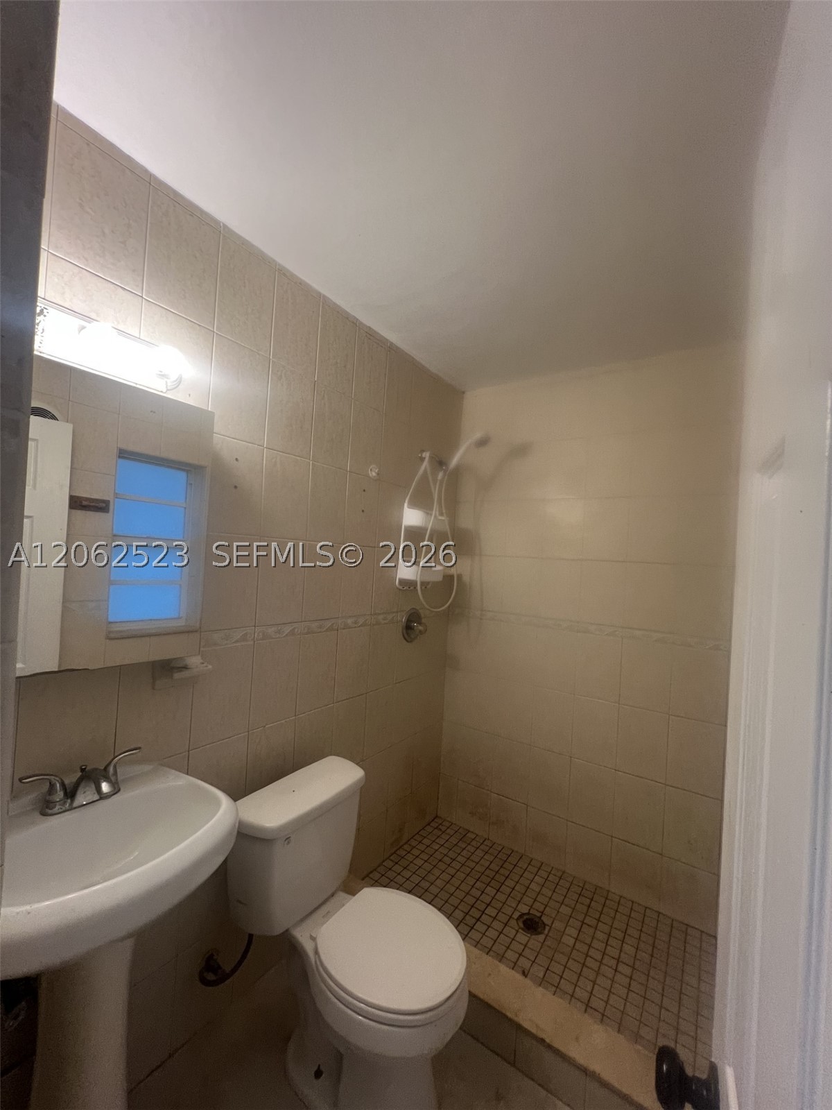 15485 Harrison Dr Property Photo 15
