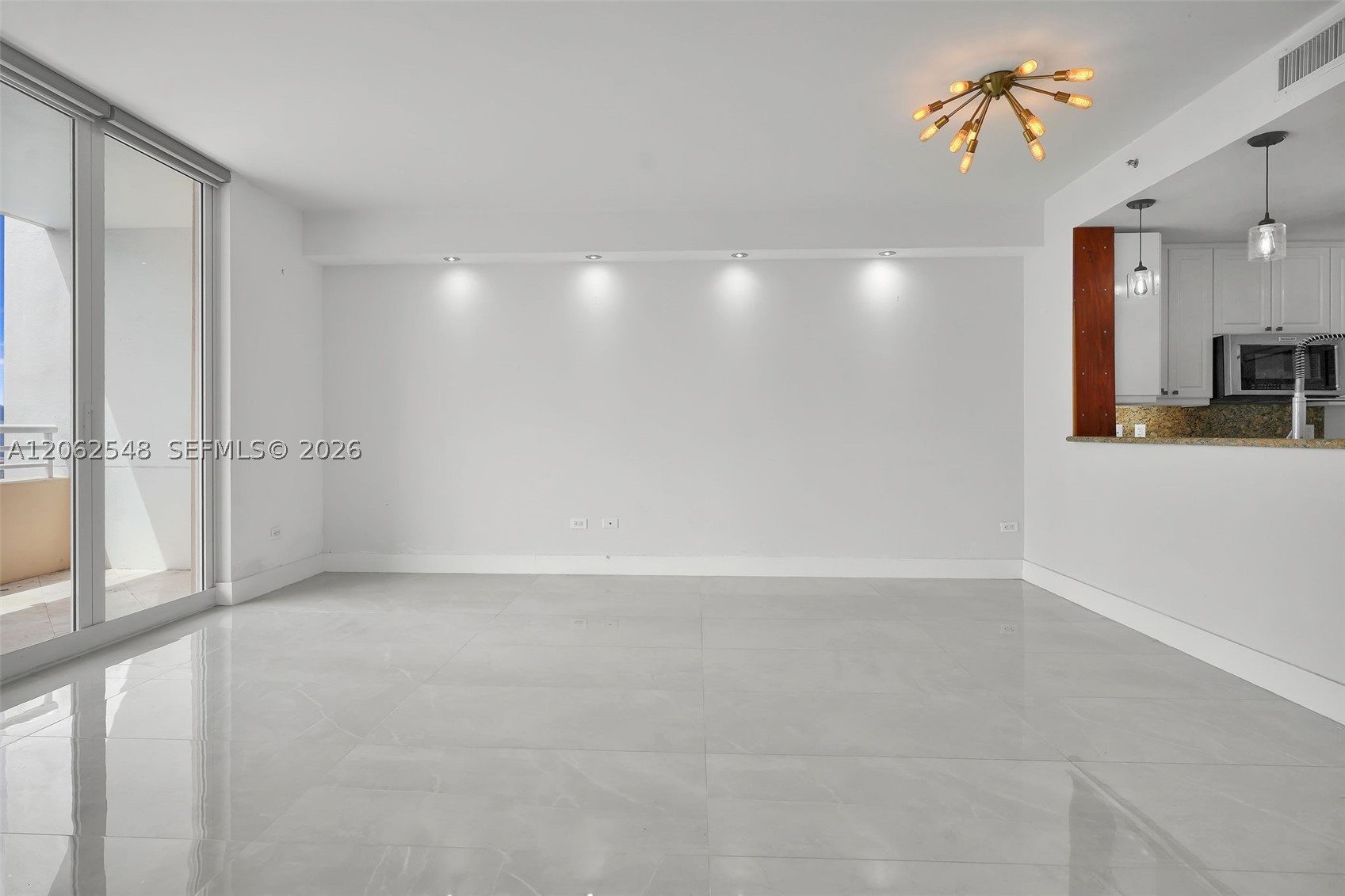 808 Brickell Key Dr 3007 Property Photo 7