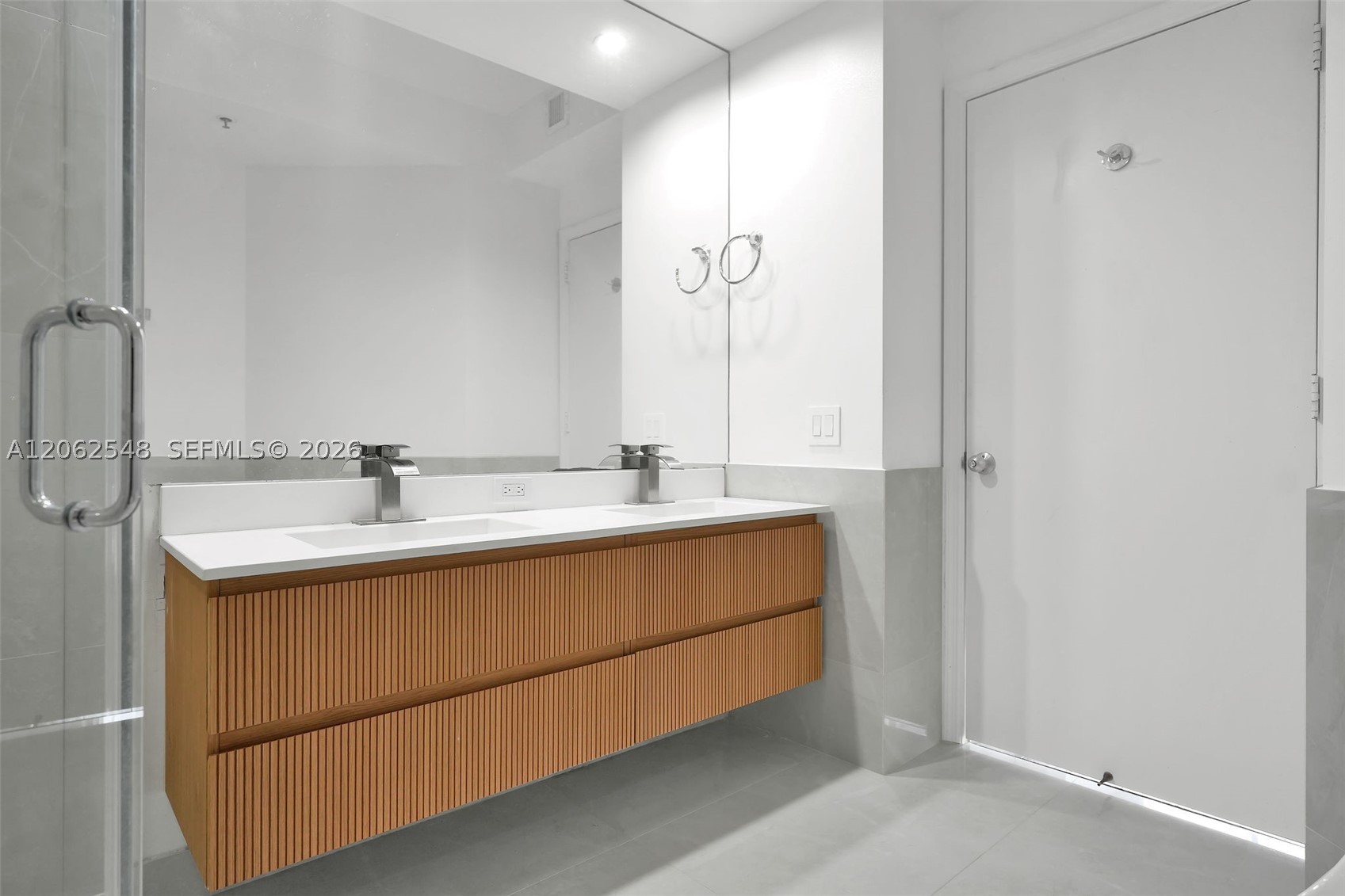 808 Brickell Key Dr 3007 Property Photo 12