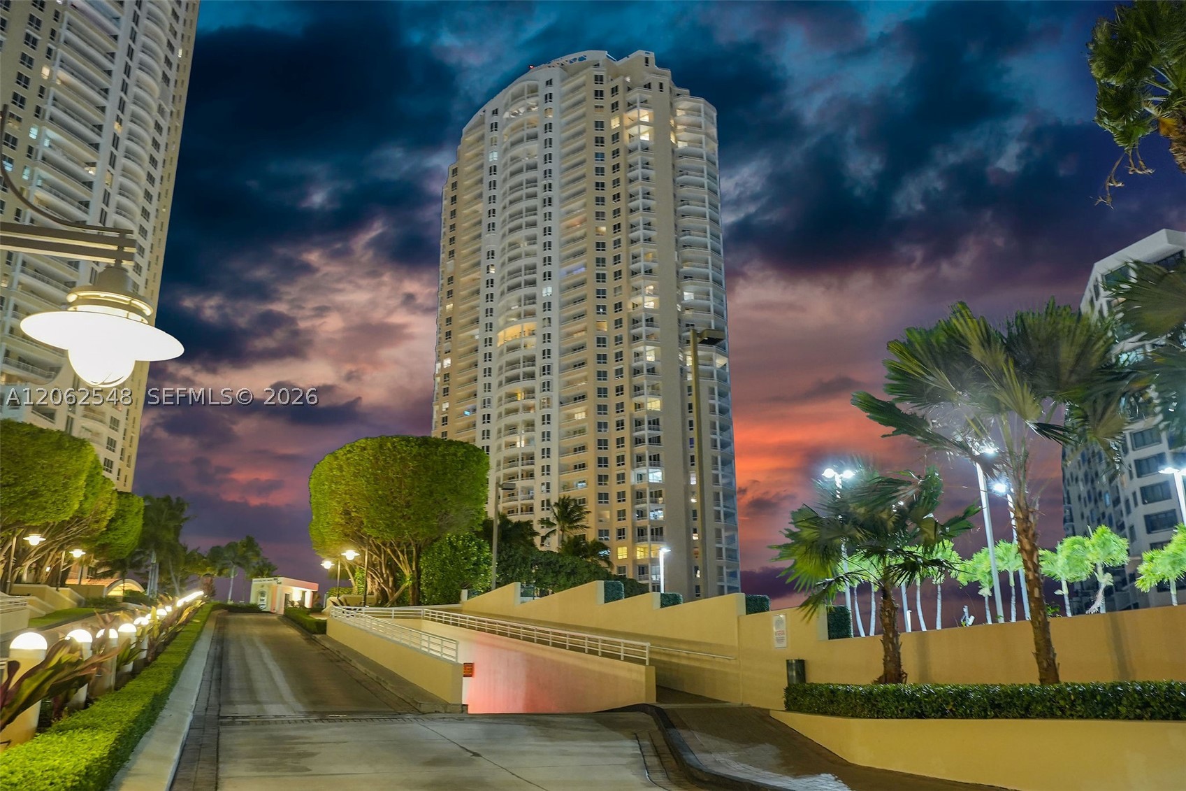 808 Brickell Key Dr 3007 Property Photo 47