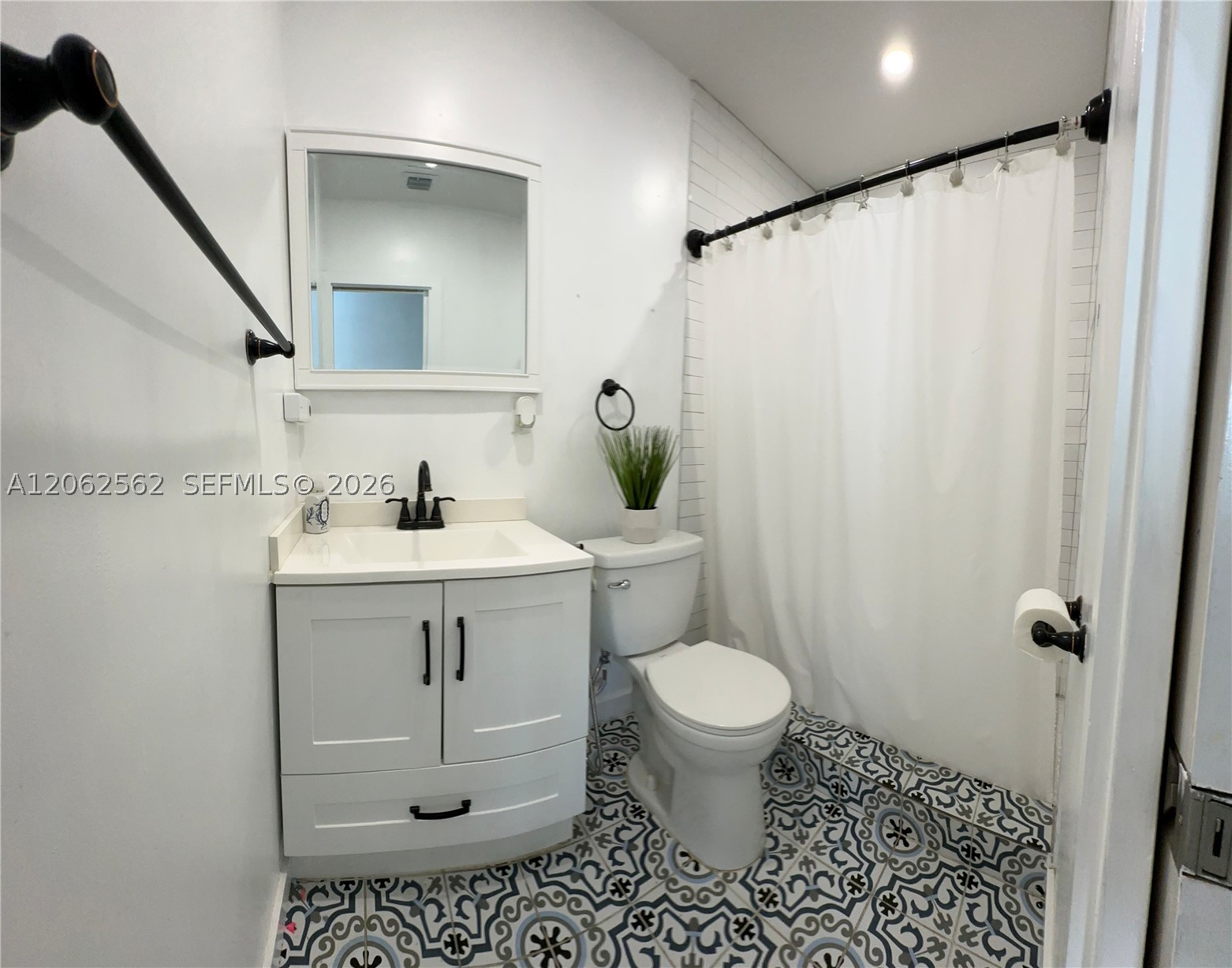 2401 Sw 83rd Ave Property Photo 15
