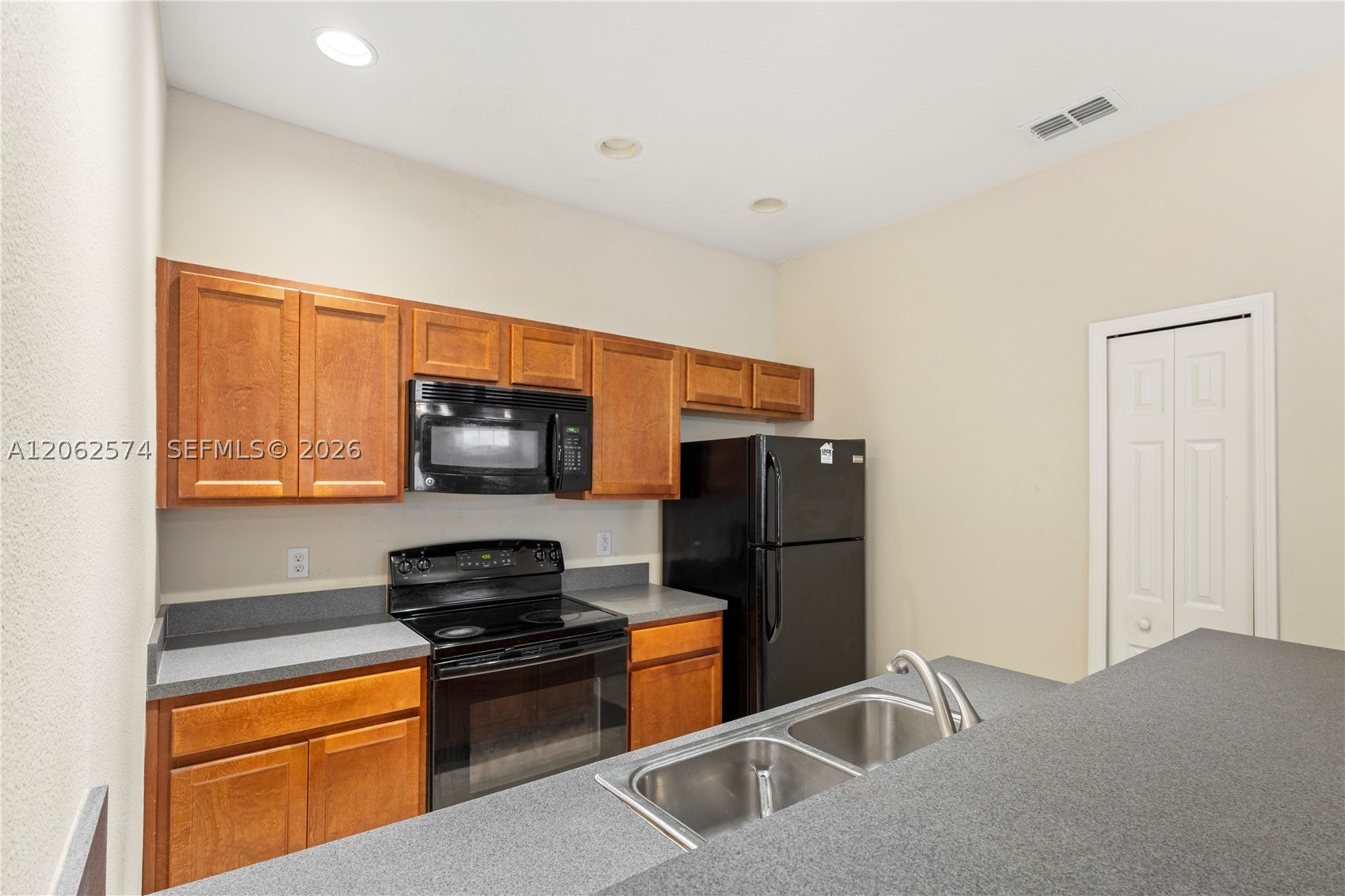 1814 Coriander Drive Property Photo 14
