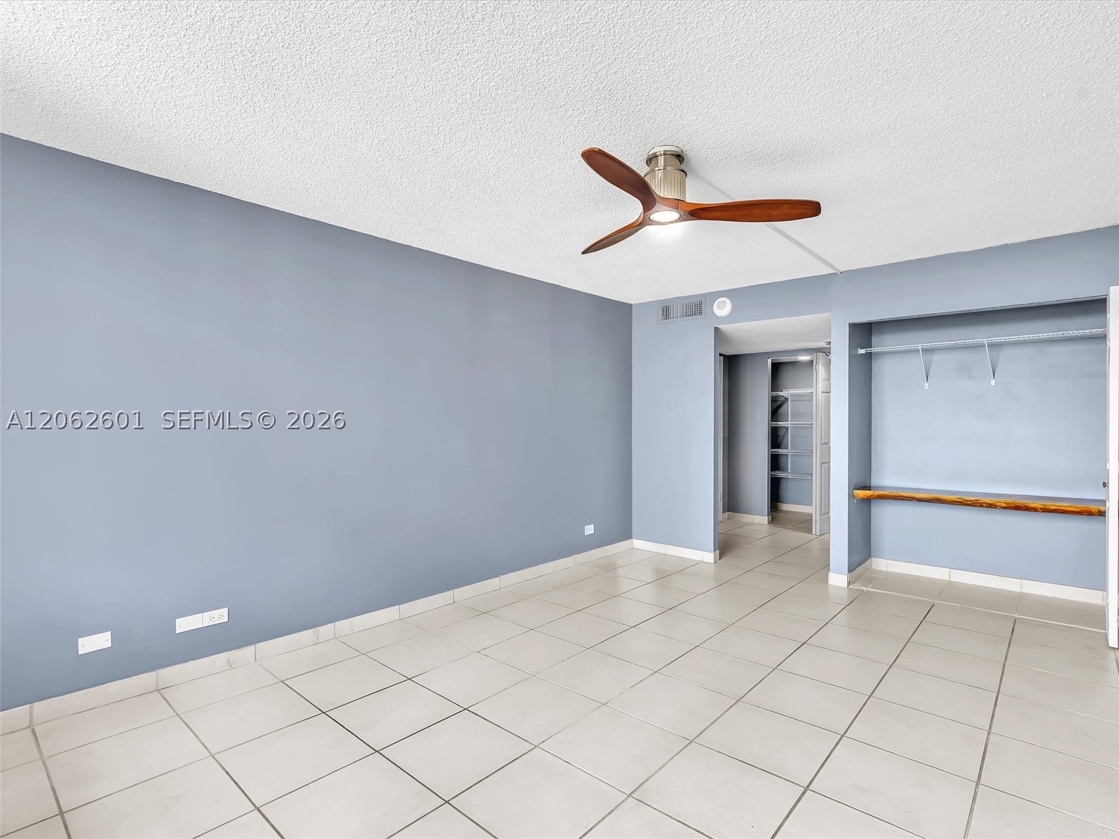 301 174th St 2205 Property Photo 28