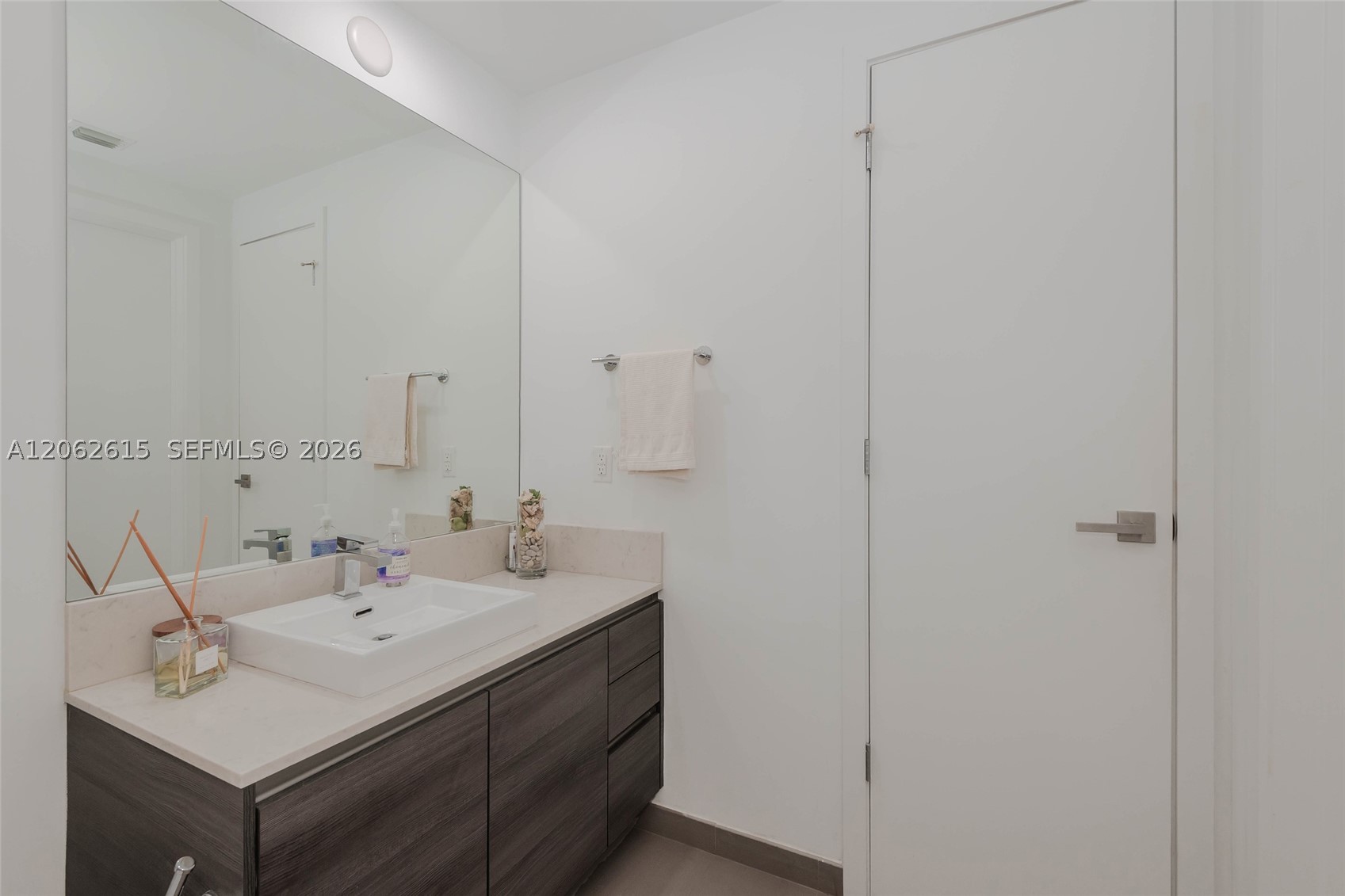 1080 Brickell Ave 3405 Property Photo 25