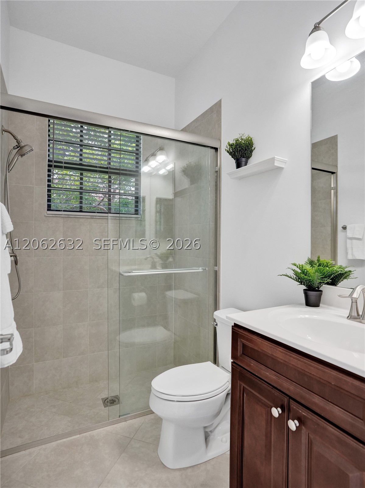 9000 Lakeview Place Property Photo 38