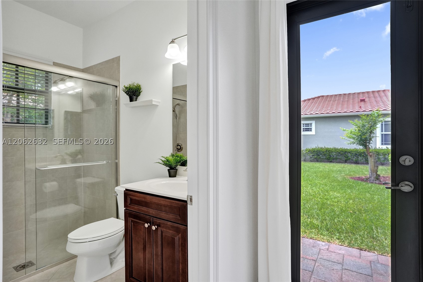 9000 Lakeview Place Property Photo 39