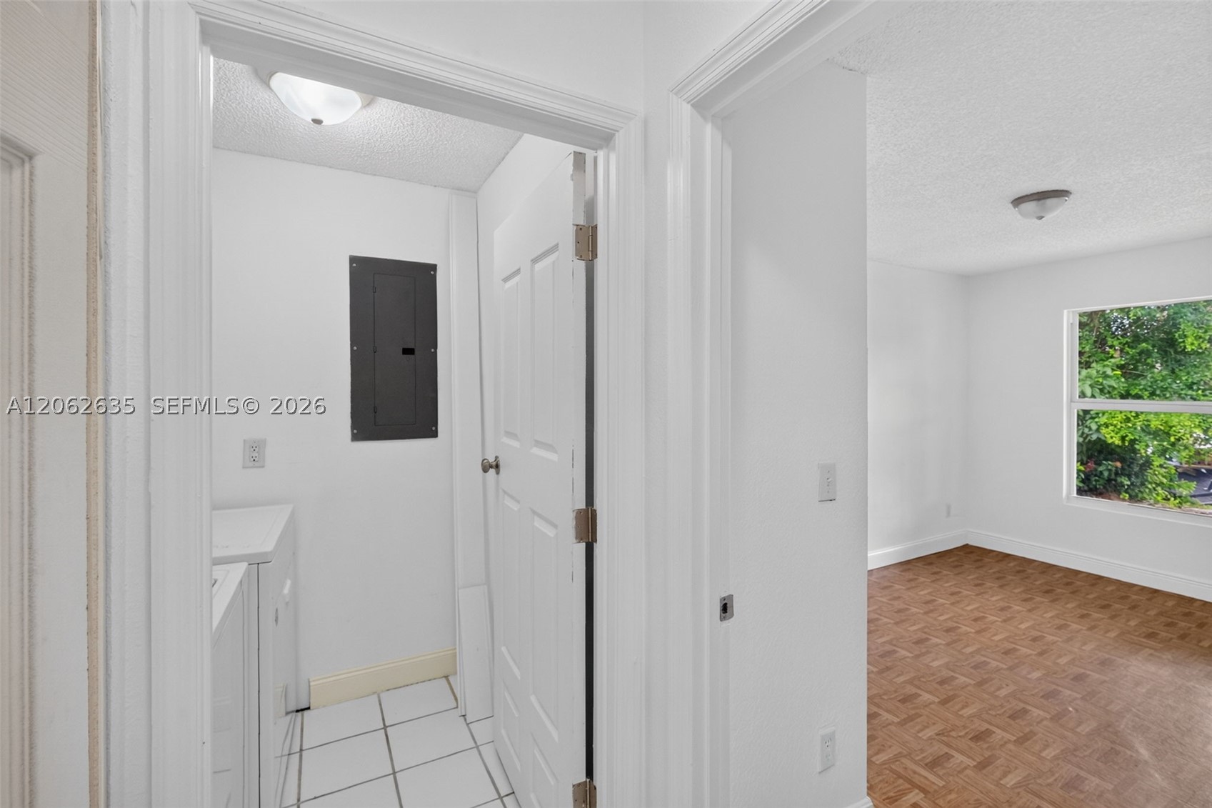 744 Sw 9th St Property Photo 12