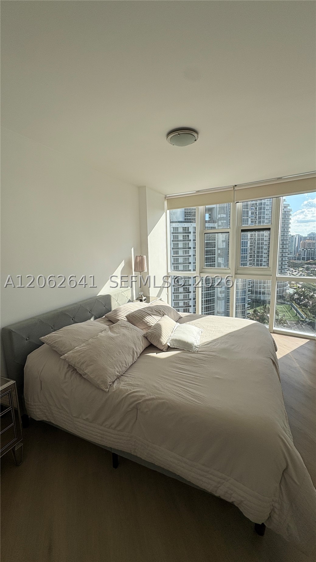18201 Collins Ave 1801a Property Photo 5