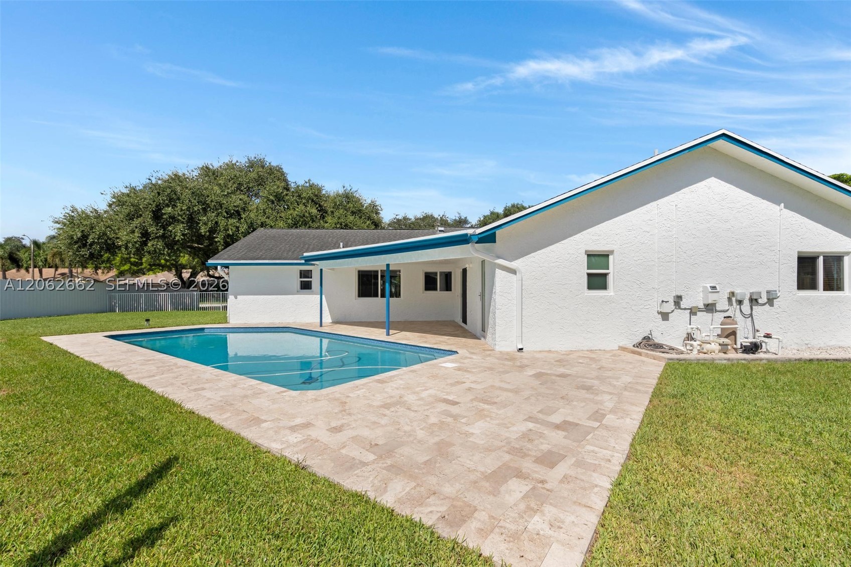 2760 Sw 86th Way Property Photo 4