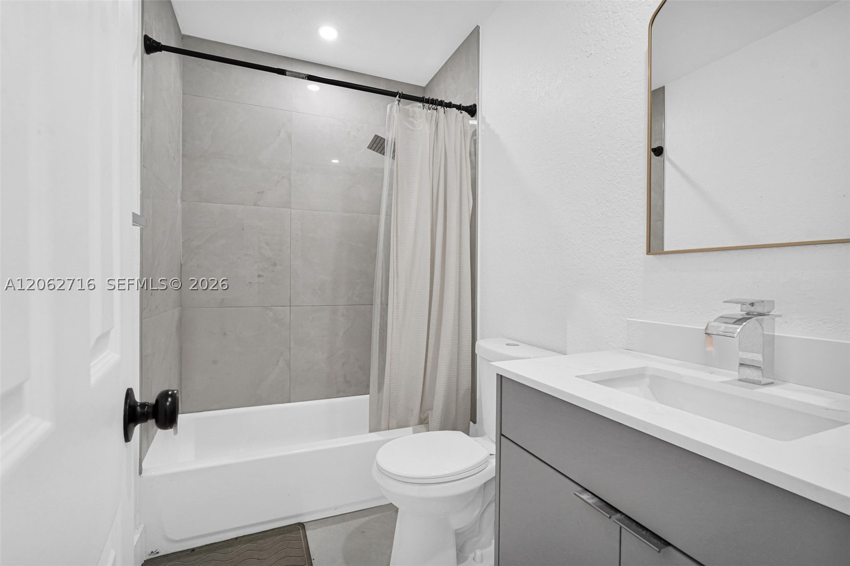 3280 Nw 213th Ter Property Photo 23