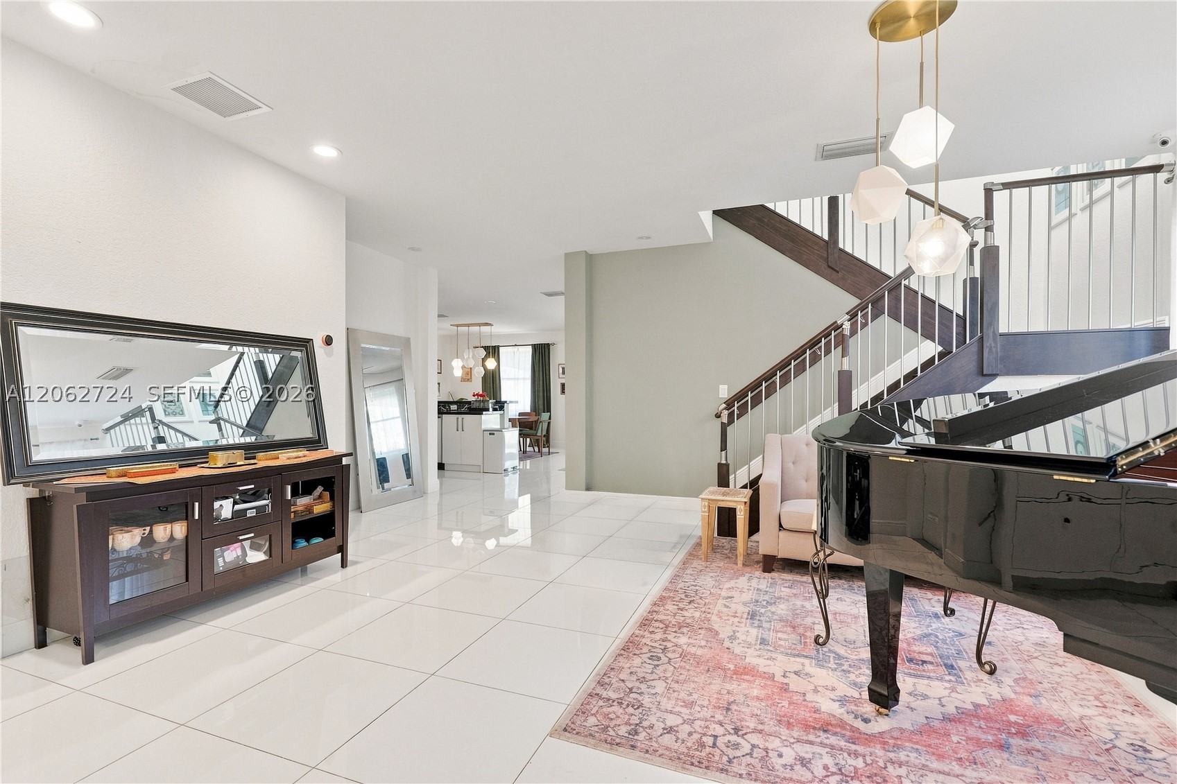 A12062724 Property Photo 7