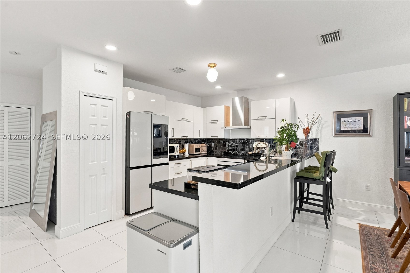 A12062724 Property Photo 12
