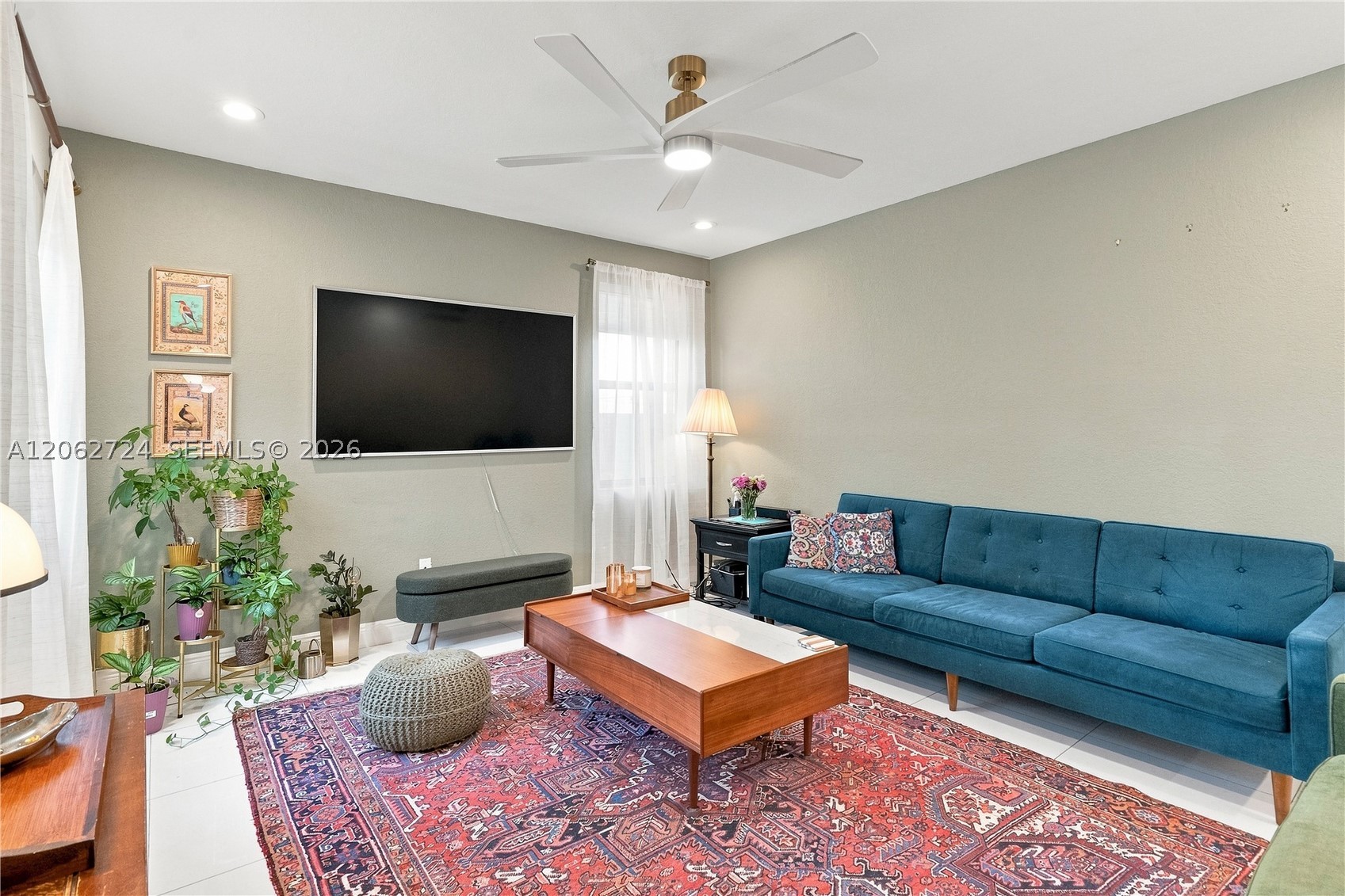 A12062724 Property Photo 18