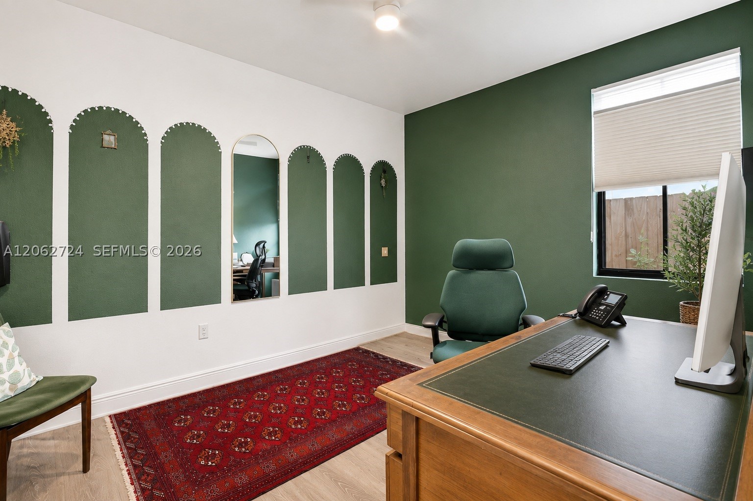 A12062724 Property Photo 40