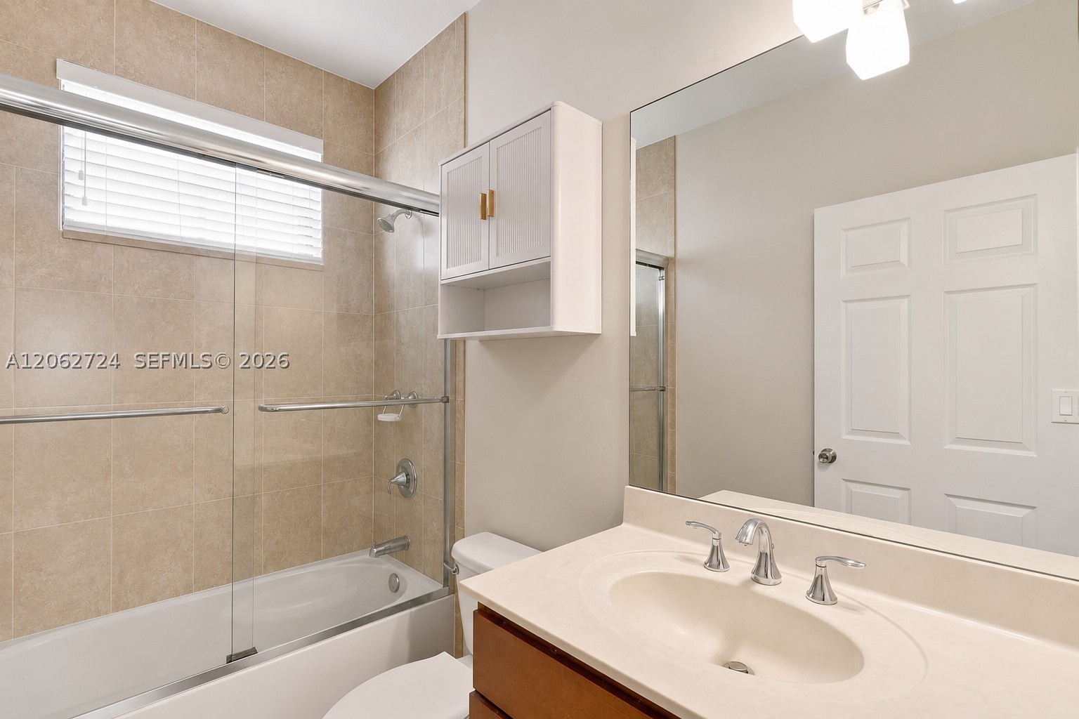 A12062724 Property Photo 41