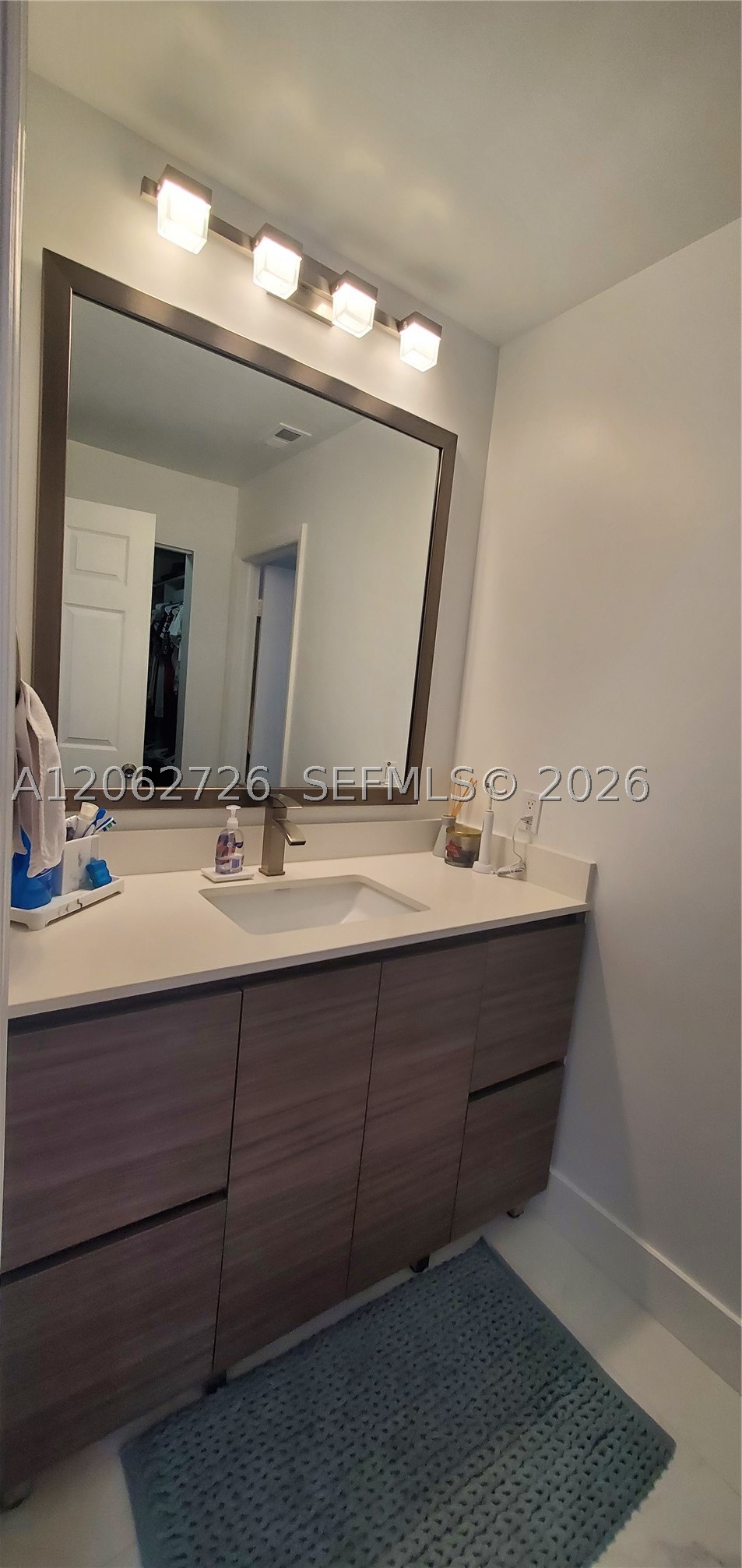 6005 Nw 170th Ter Property Photo 17