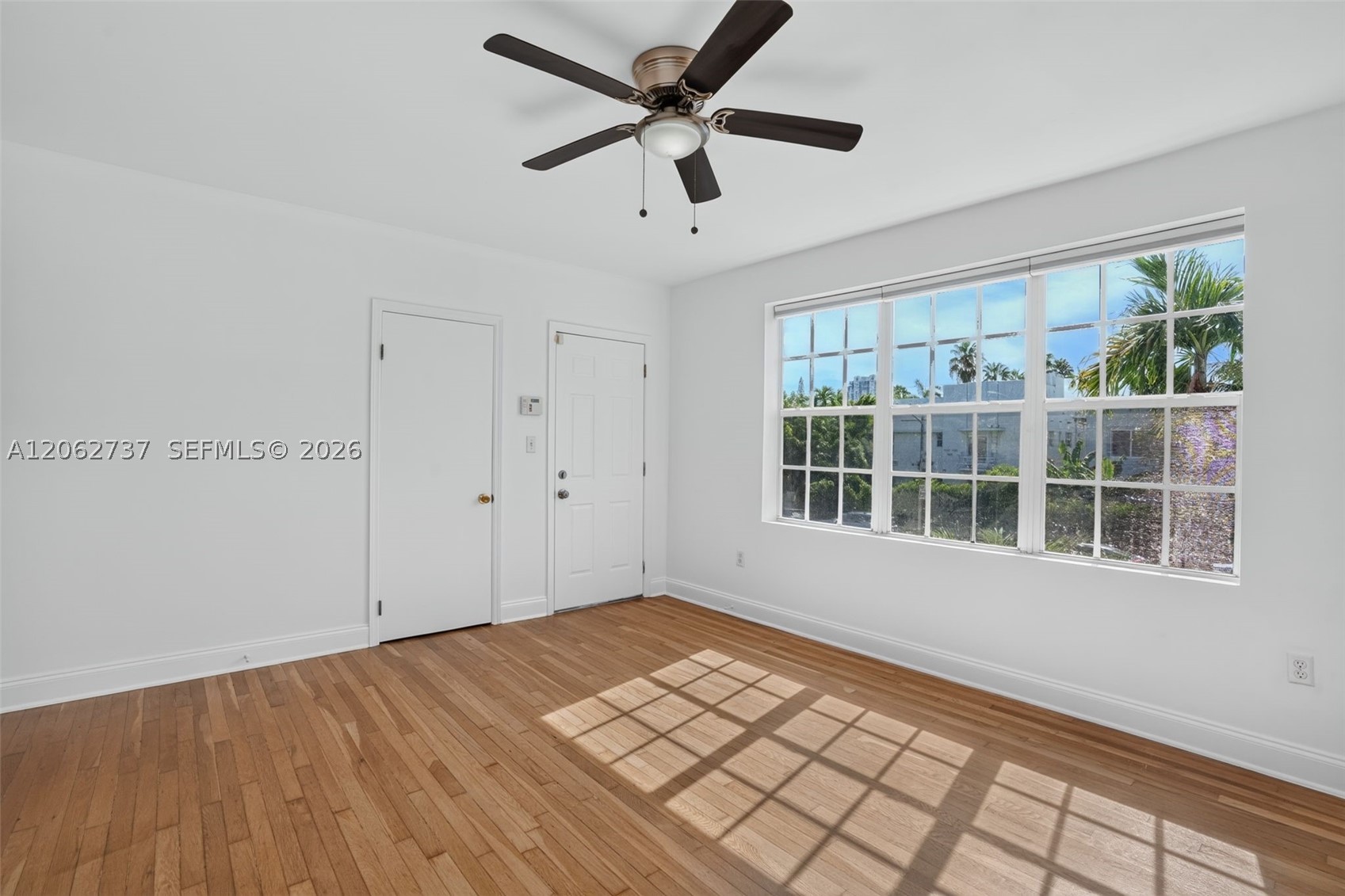 1027 Euclid Ave 4 Property Photo 6