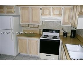 4047 Nw 16th St 109 Property Photo 2