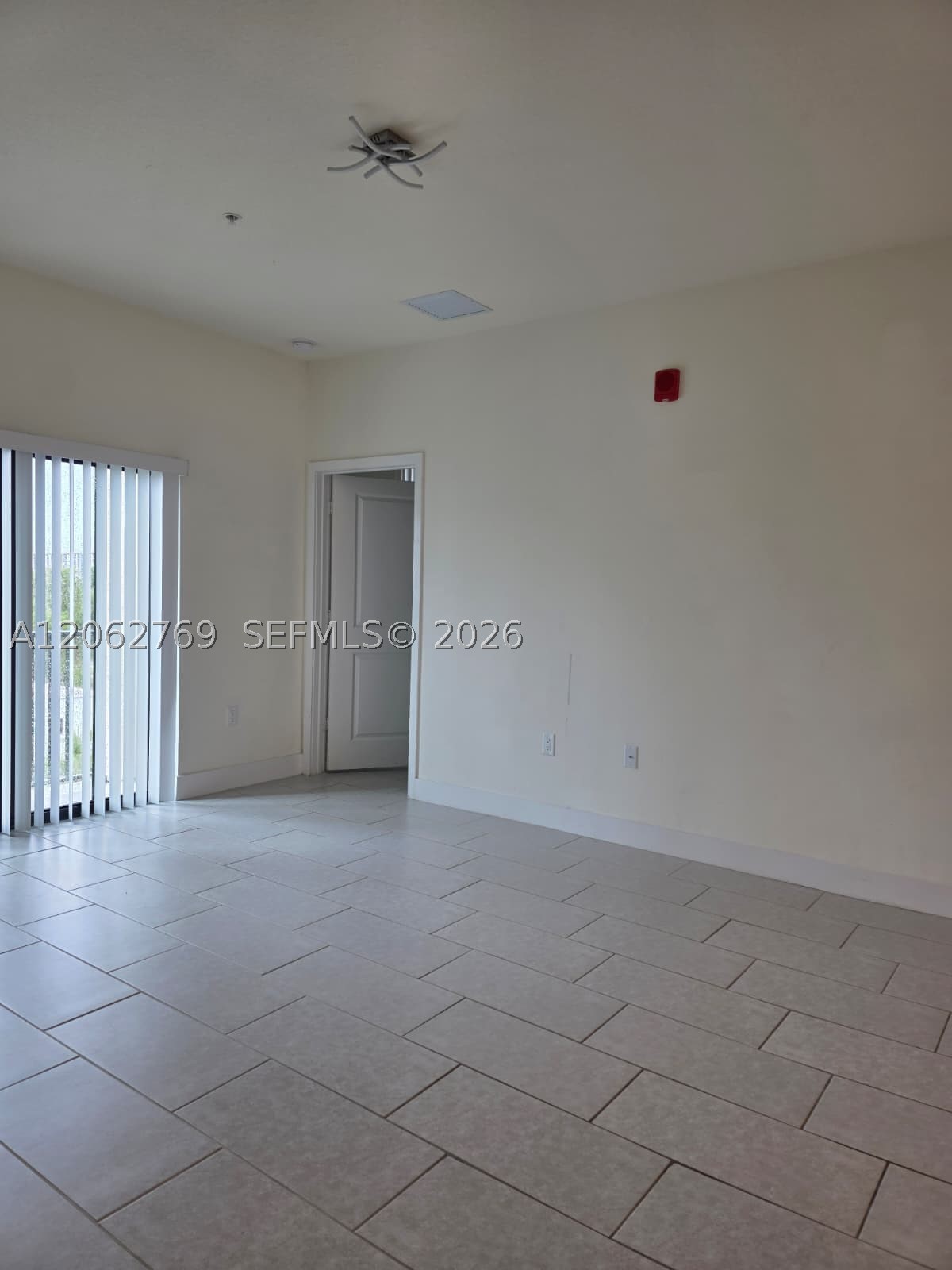 8167 Nw 41st St E-409 Property Photo 14
