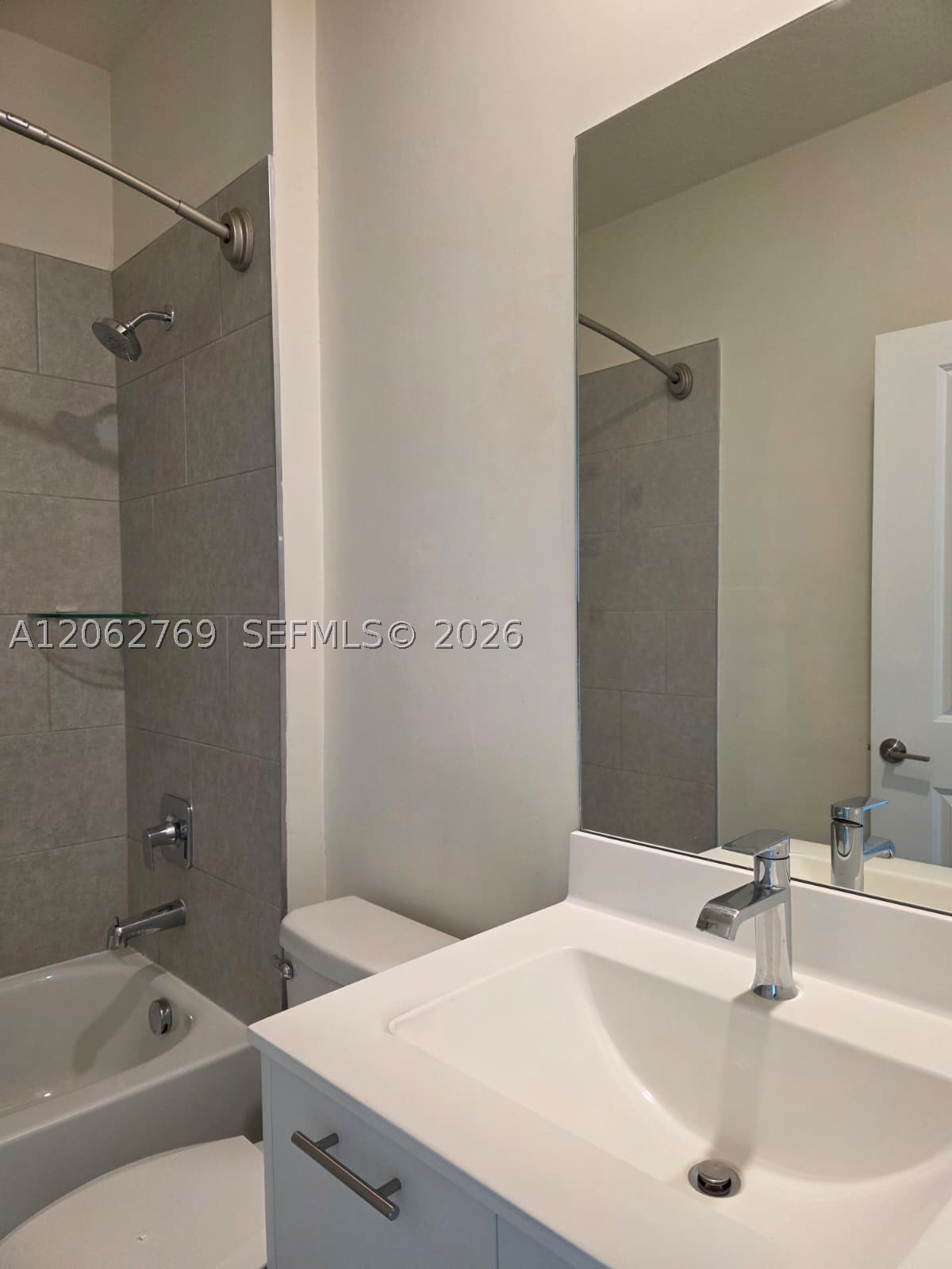 8167 Nw 41st St E-409 Property Photo 22