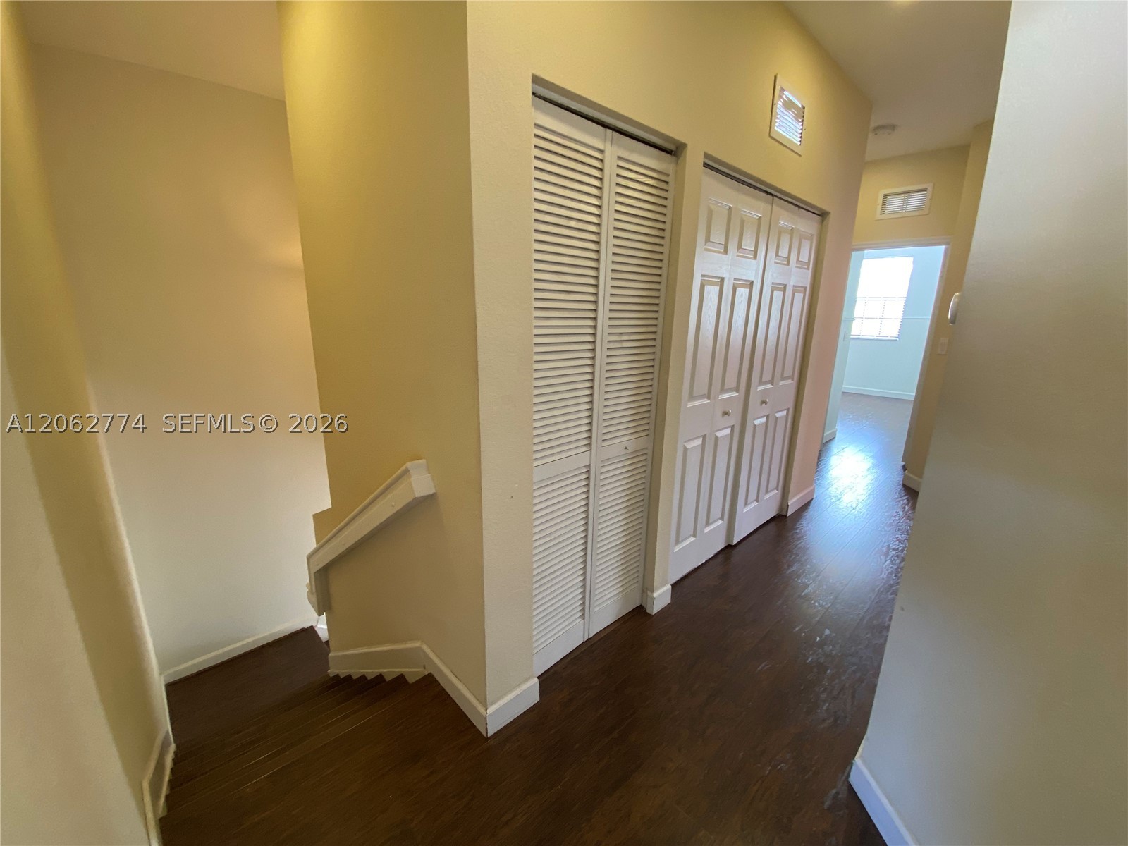 343 Ne 37th Ter Property Photo 20