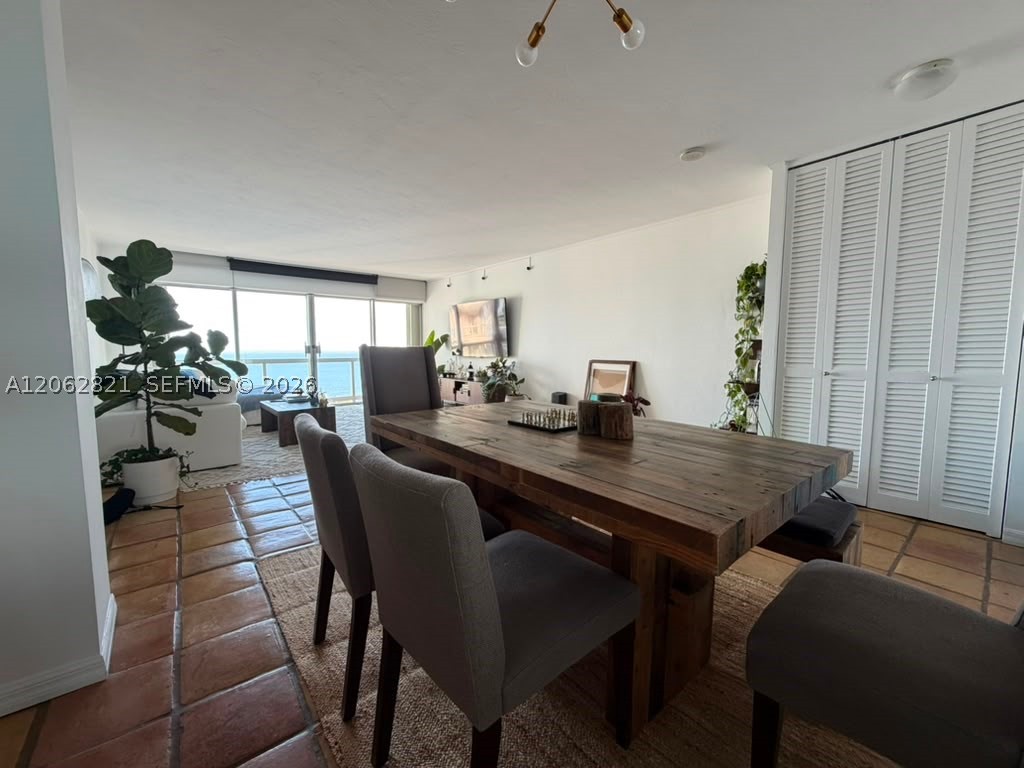 2451 Brickell Ave 17u Property Photo 3