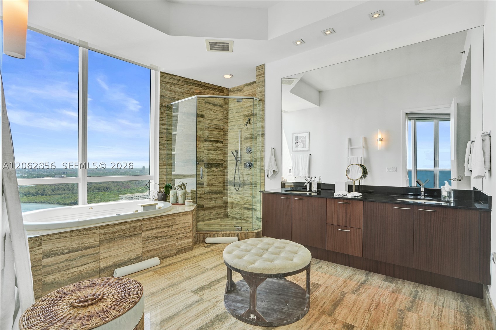 16001 Collins Ave 3406 Property Photo 10