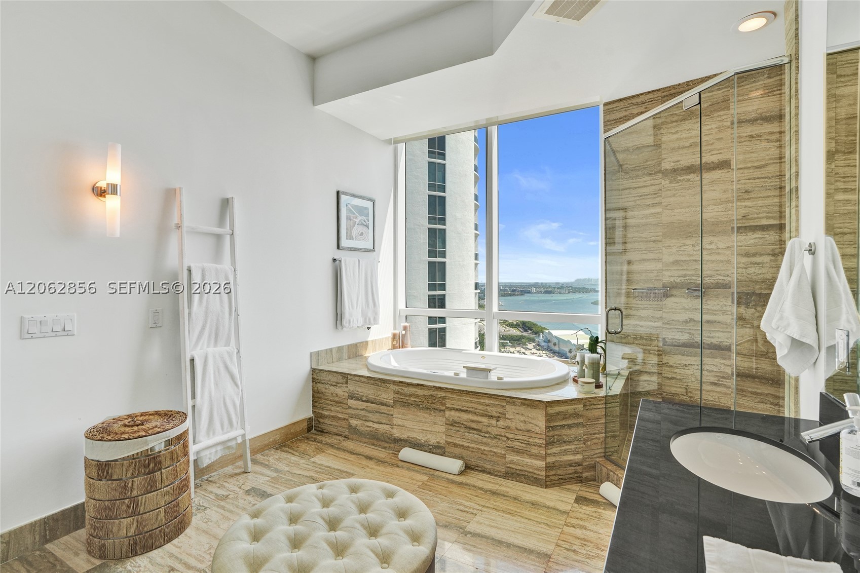 16001 Collins Ave 3406 Property Photo 12